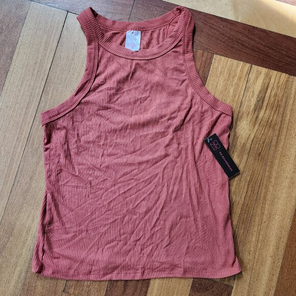 NWT No Boundaries Juniors Mauve Ribbed Tank Top Size Medium - Picture 1 of 11